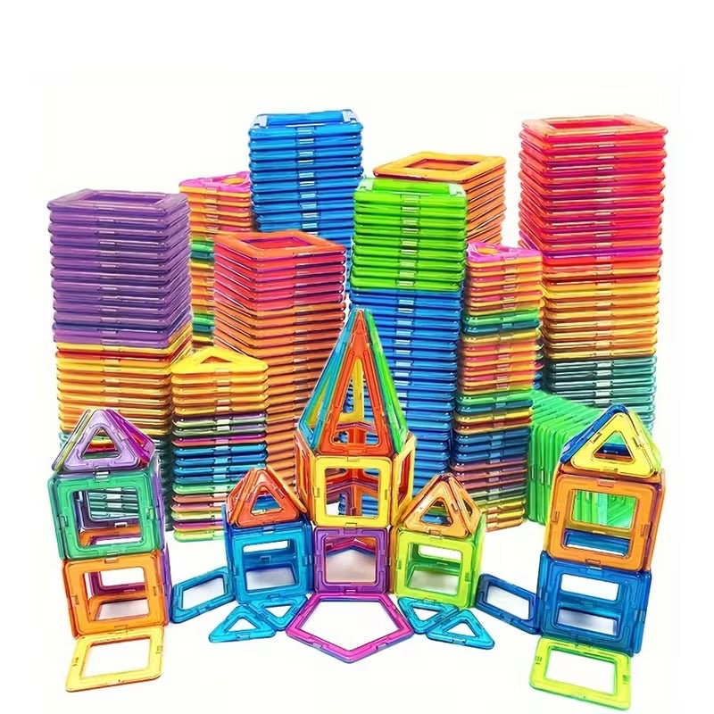 Magnetic Tiles Set